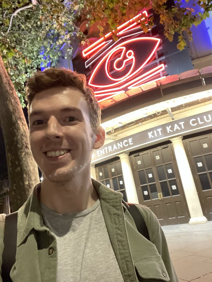 DominicLWhite's tweet photo. My final night @kitkatclubLDN tonight! Watching @frafee and @misslenn and the entire cast perform each night has been an honour. I’ve never seen such a talented cast and crew squeezed into such a small space! 😍 https://t.co/0Z8bdbC2AY