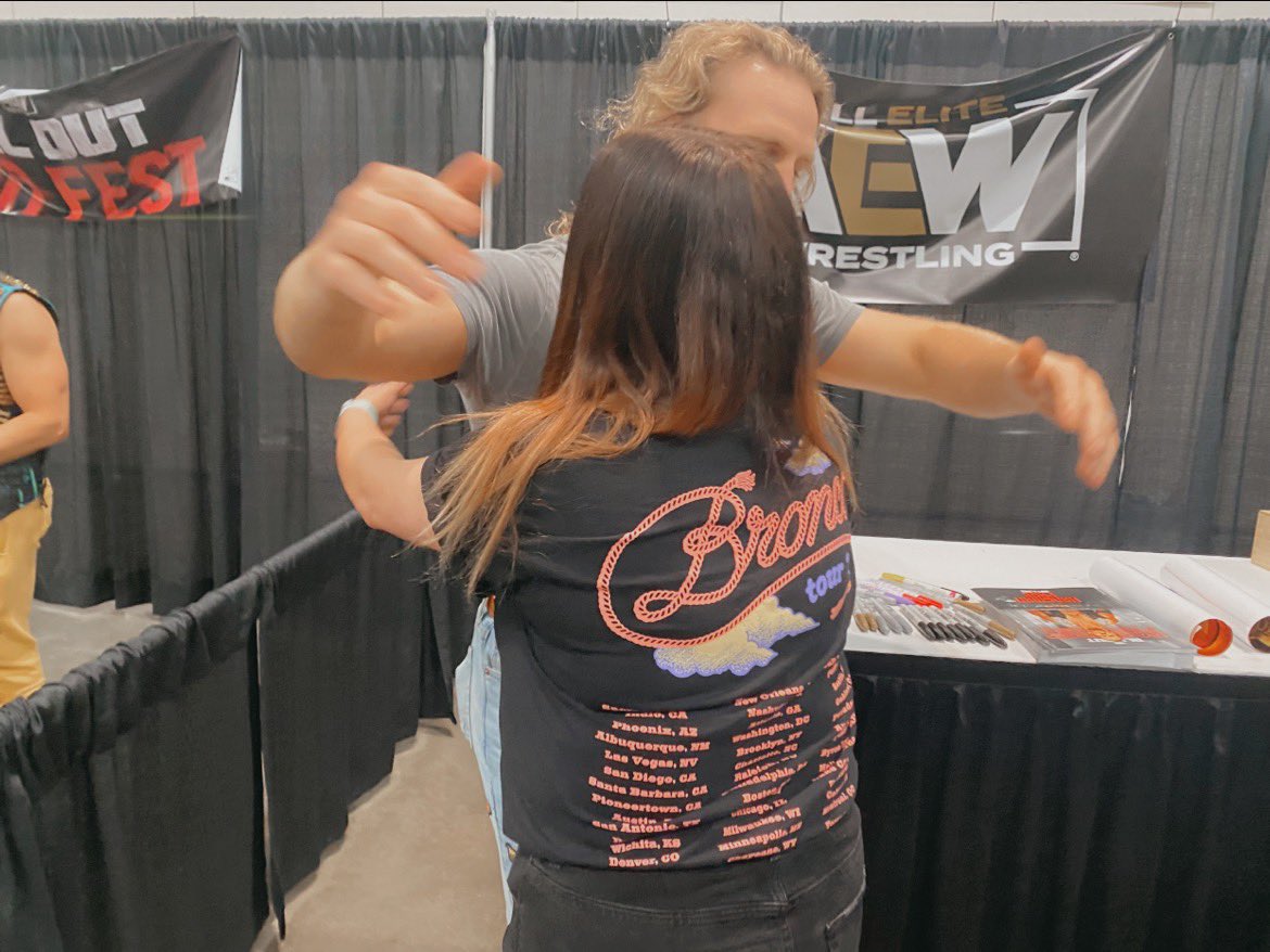 kerrymckend's tweet photo. This meant more than people will know @theAdamPage 💜🤠💩 https://t.co/DL39xnzhdX