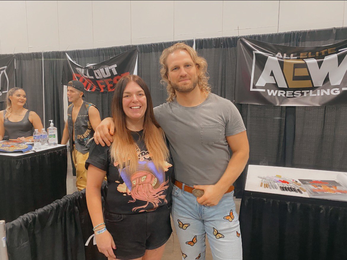 kerrymckend's tweet photo. This meant more than people will know @theAdamPage 💜🤠💩 https://t.co/DL39xnzhdX