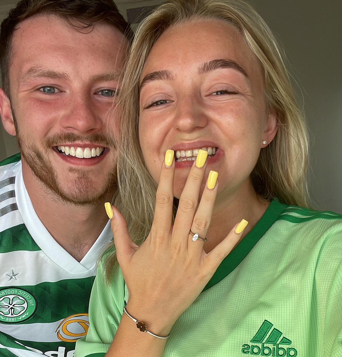 kayleigh_m27's tweet photo. What a day for us &amp; Glasgow Celtic 💚 https://t.co/Xjc84muklY