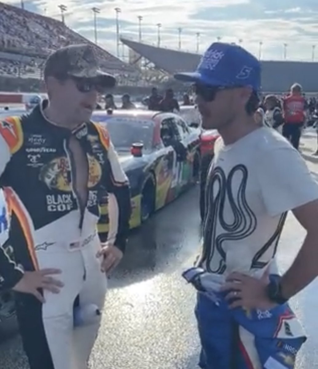 nascarcasm's tweet photo. This image perfectly illustrates the progression of technology that keeps drivers cool. We've come a long way from unzipping the firesuit and holding a bottle of cold water in your crotch. #NASCAR https://t.co/XN4rlSkG5t