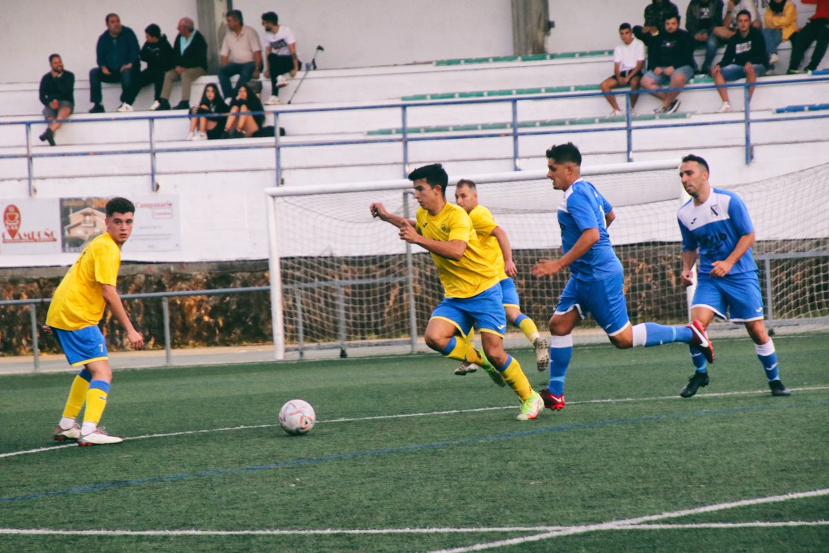 conportodoson's tweet photo. ⚽️🏆 𝗖𝗢𝗣𝗔 𝗗𝗢 𝗖𝗢𝗡𝗖𝗘𝗟𝗟𝗢 𝗗𝗘 𝗣𝗢𝗥𝗧𝗢 𝗗𝗢 𝗦𝗢𝗡 🏆⚽️
SEMIFINAIS
Porto do Son C.F.* 🆚 @CFNOIA (5-1)
U.D. Queiruga* 🆚 SD Xuño (2-1)

MAÑÁ - FINAL* (18:00h)
💙 Boa proa aos dous!

#PortoDoSon #Deporte #Fútbol
#PortoDoSonCF #UDQueiruga #SDXuño #CFNoia https://t.co/Hc4Qn7tqwl