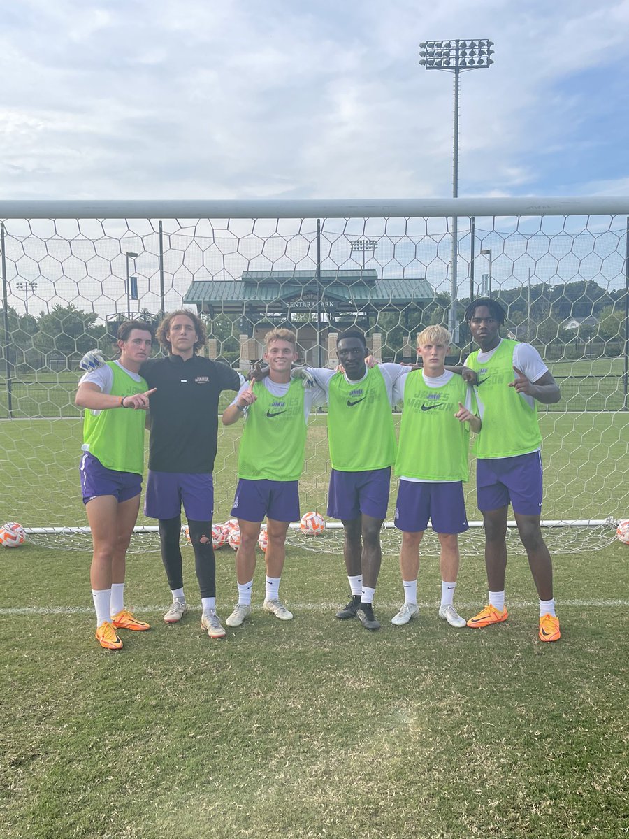 The winning group for small sided as well as the winning team in our traditional baseball game! 😎

#GoDukes