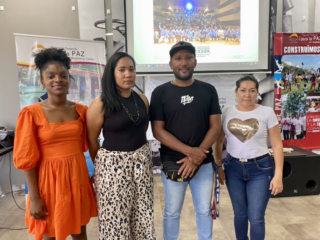 Conpa_paz's tweet photo. Hoy el #CONPA se reunió en La Dorada, Caldas, con más de 30 organizaciones sociales, para dialogar los mandatos de La Primera Cumbre del Pueblo Negro, haciendo énfasis en el primer mandato de crear la Coordinación de La Gran Juntanza Nacional. La #juntanza va… https://t.co/CJEMbojqcn