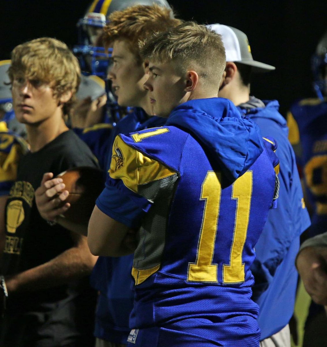 bela_salm's tweet photo. 2-0! Contributing from the sidelines this year! #11 https://t.co/c6c8Qg5zpC