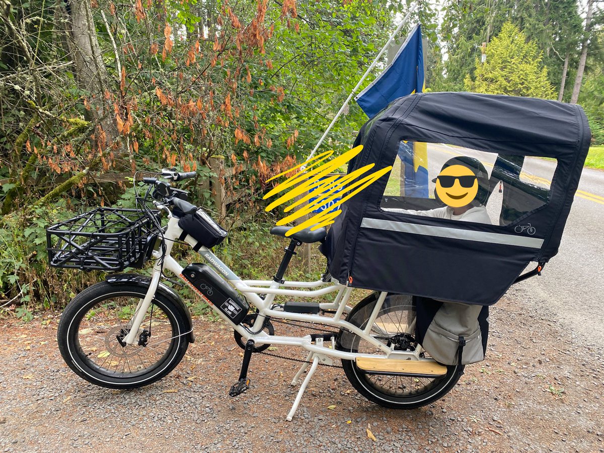 traclay's tweet image. DadWagon ready for those crisp fall rides with the kids #radwagon4 @RadPowerBikes