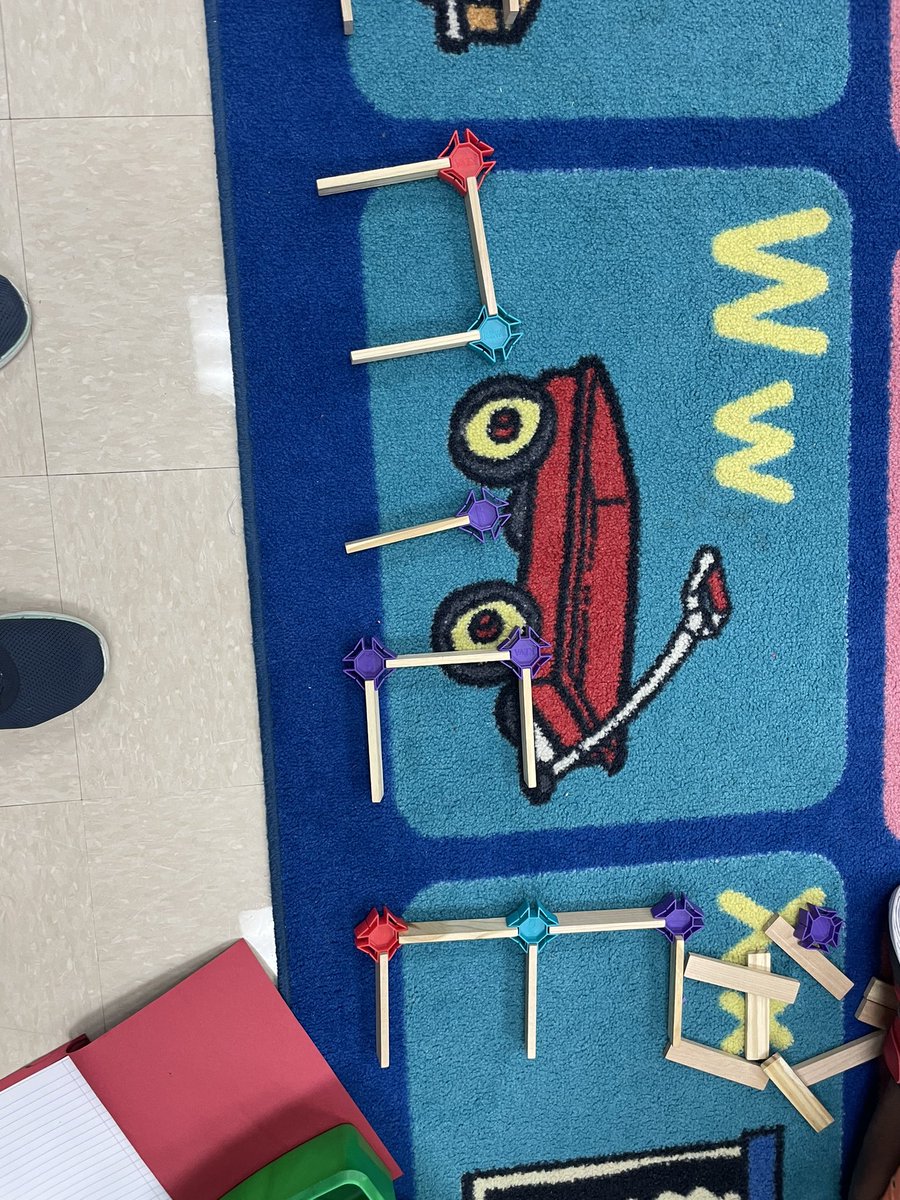 Portier_STEM's tweet photo. @CSE_Chameleons 1st graders are creating words using our STEM stations. https://t.co/SZN8u9LrYQ