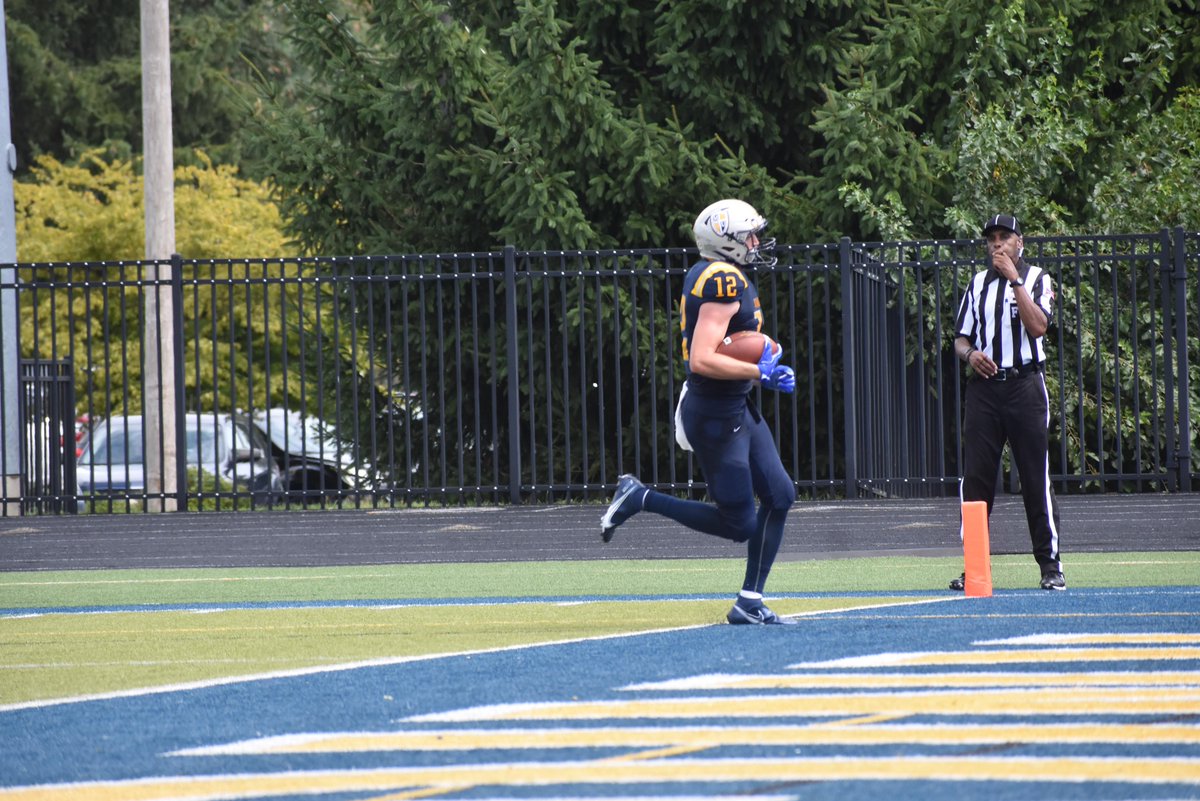 MUKnights's tweet photo. So good to see No. 12 Jacob Pressler back in the end zone for @MarianUFootball! https://t.co/Dtgj3zQU5Q