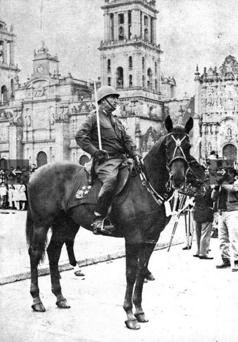 TirosBarragan's tweet photo. XLIII Aniversario Luctuoso del General Marcelino García Barragán.
#LealtadyHonor https://t.co/2aXYnbqXAa