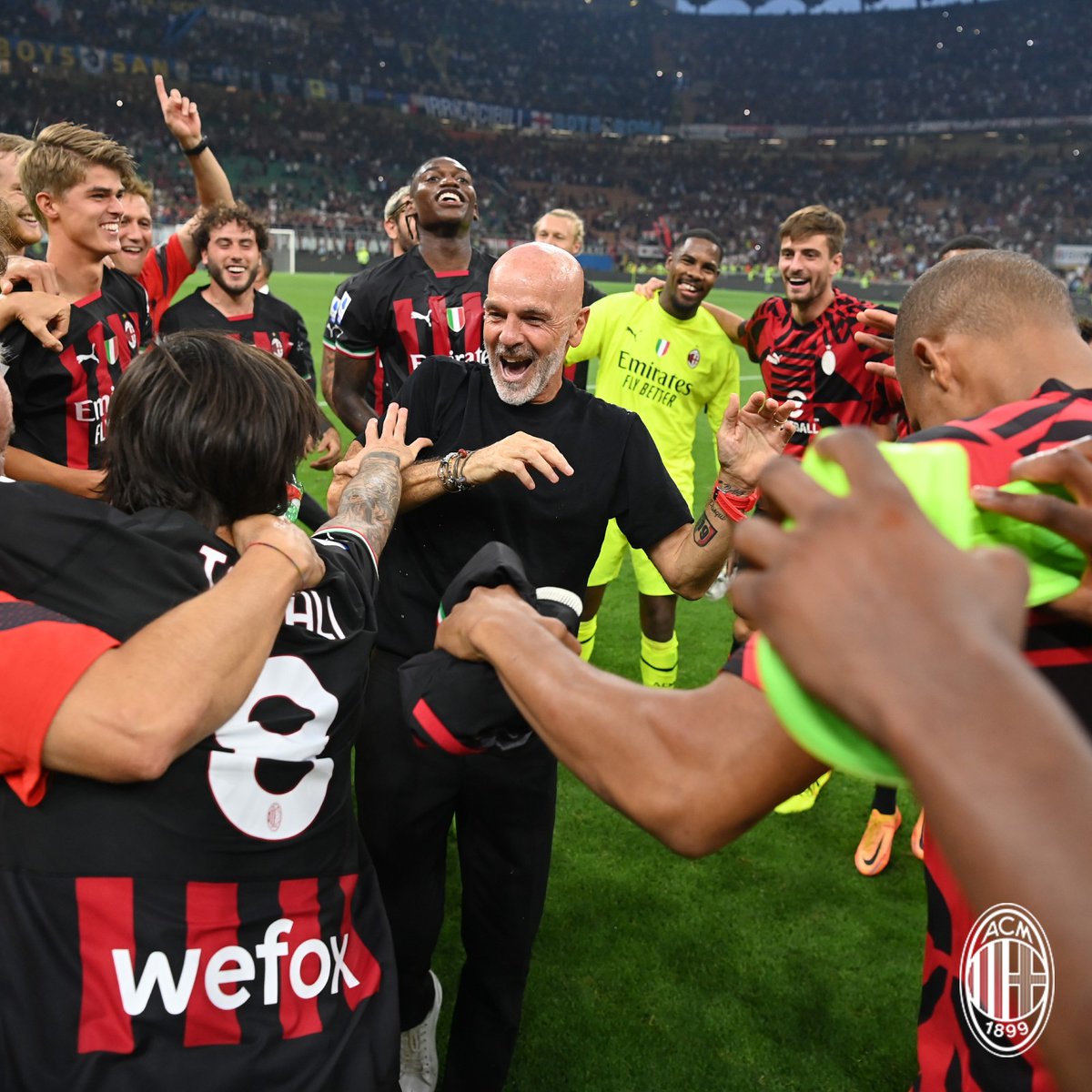 acmilanbr's tweet image. 🔥 𝗣𝗜𝗢𝗟𝗜 𝗜𝗦 𝗢𝗡 𝗙𝗜𝗥𝗘 🔥