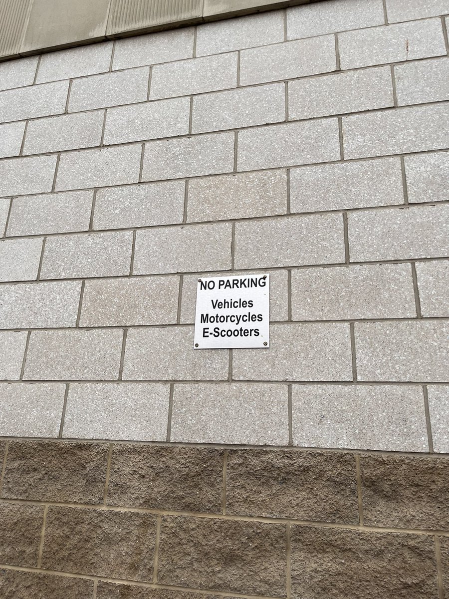 Bs8Living's tweet photo. @voitechnology this number of scooters, in an area that is believed to be private land, clearly marked ‘no e-scooters’. It’s ridiculous!! @BristolCouncil please investigate. https://t.co/eyb452sdLb