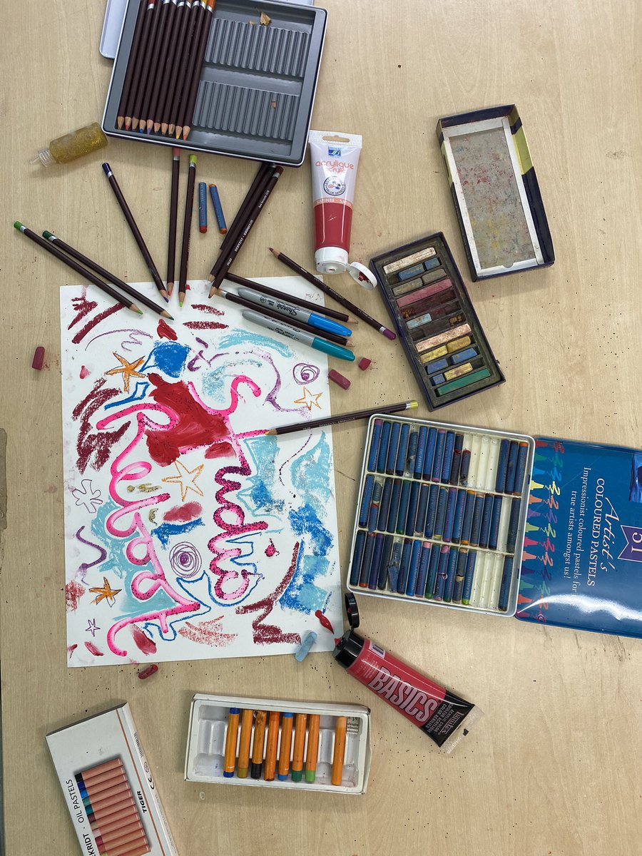 fb.watch/fjkmBU1GeK/

#catford #lewisham #southeastlondon #homeschool #homeschooling #lewishameducationartsnetwork  #artclub 
#art #artwork #teenager #teenagers #mentalhealth #teenagementalhealth #youthactivities #create #creativity #emotionalwellbeing #makefriends #newfriends