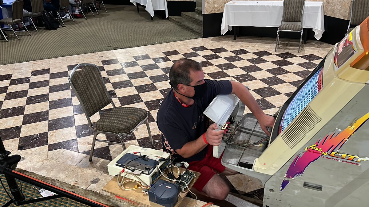nycfurby's tweet photo. My man’s like @majorsfool checking the crosshatch for linearity, swapping boards on the fly quick in a production environment. These arcade legends don’t get the love or props they deserve doing shit so nice behind the scenes #ArcadeGaming #ThisIs3rdStrike https://t.co/FhCAUJzAGZ