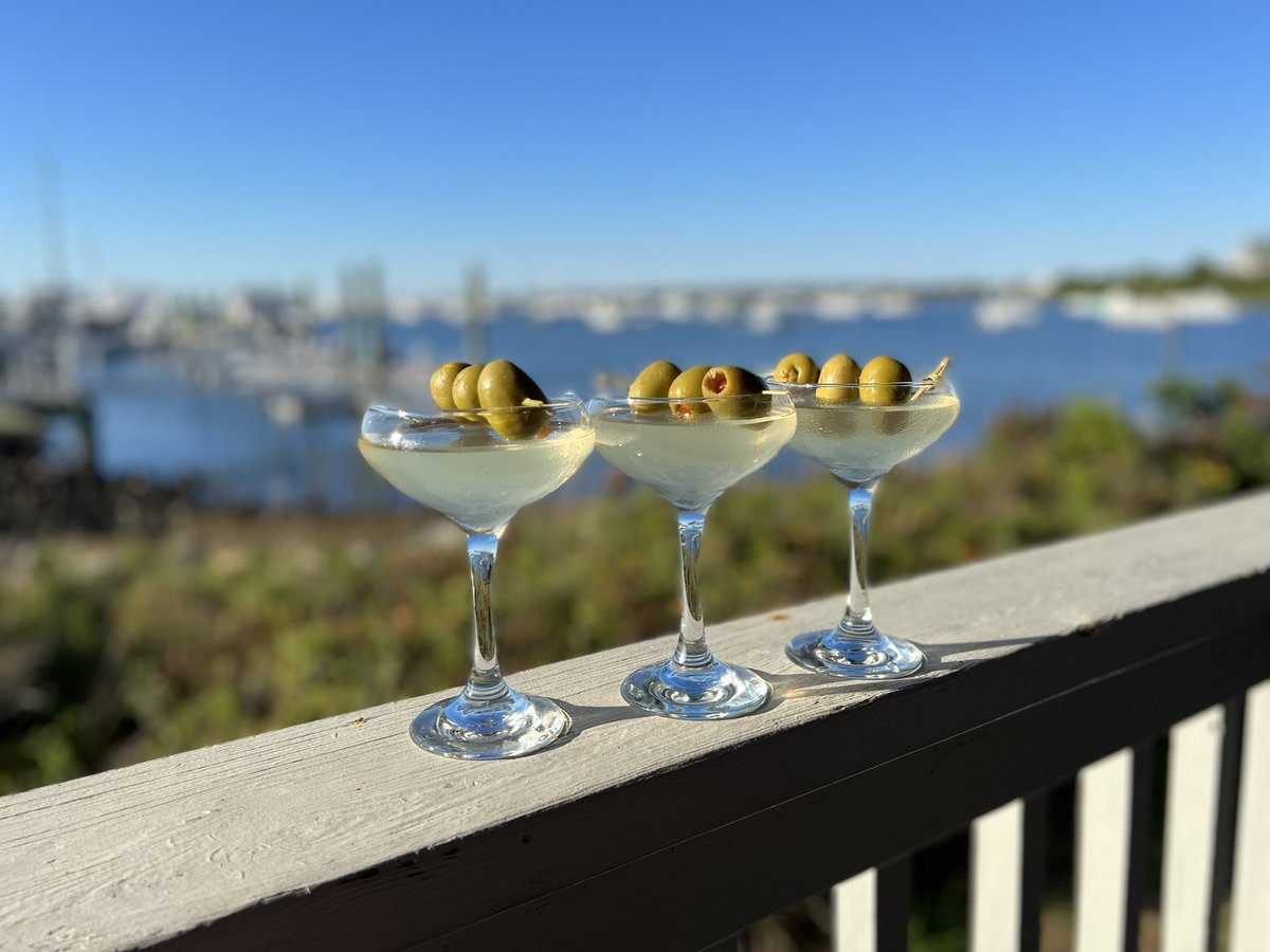 cocktailers's tweet photo. Reunion time in Block Island with all three @cocktailers in attendance. Thanks @deadeyedicks for the martinis &amp; the view! 🍸 🍸 🍸 https://t.co/wtaide67fm