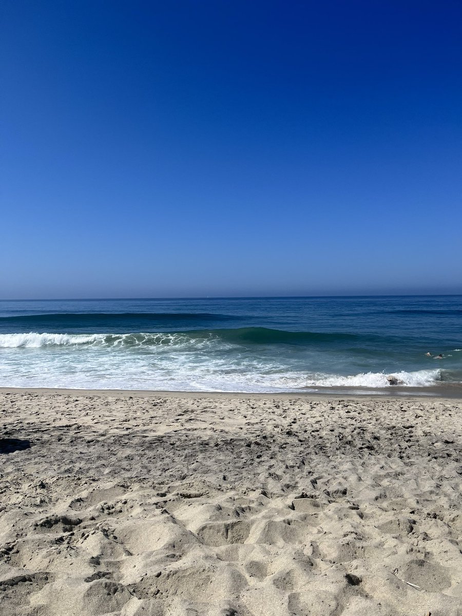 Ahhhh my happy place for the next few days #beachvibes