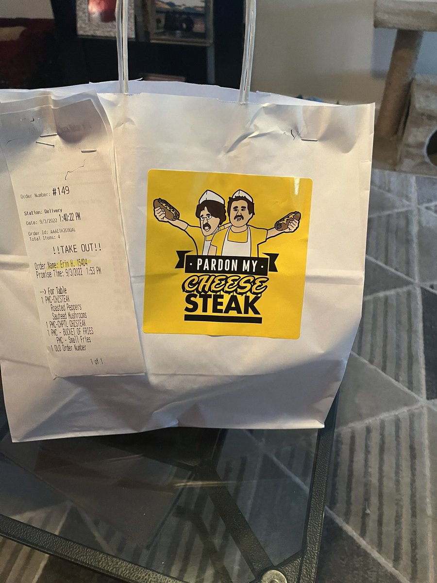 AaronMacLaren's tweet photo. Big ten football and pardon my cheesesteak welcome back football #pardonmytake #barstoolsports #BigTen @barstoolmemes @BarstoolBigCat @PFTCommenter @barstoolsports https://t.co/3DMFBJAnJt