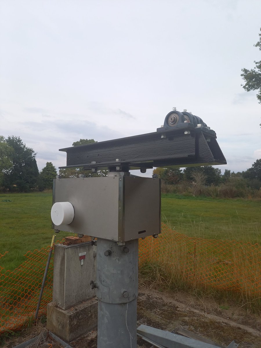 M0GIW's tweet photo. After a long delay (covid etc) the #finningleyARS 2.4m dish project is starting to take shape. #ghz #eme #uhf #dish #hamr https://t.co/SElcup6Vg0