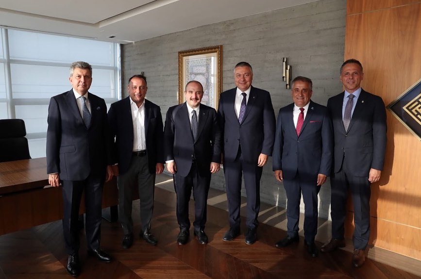 Ahmet Öksüz (@aoksuz) on Twitter photo .<a href="/TCSanayi/">Sanayi ve Teknoloji Bakanlığı</a> Bakanımız Sn. <a href="/varank/">Mustafa Varank</a>’a tekstil sektörümüzün öncelikli gündem maddelerini aktardık. Dış ticaretimize dair gelişmeleri, ithalatın azaltılması ve katma değerli ihracatımızın artırılması için atılabilecek adımları değerlendirdik. .<a href="/TCSanayi/">Sanayi ve Teknoloji Bakanlığı</a> Bakanımız Sn. <a href="/varank/">Mustafa Varank</a>’a tekstil sektörümüzün öncelikli gündem maddelerini aktardık. Dış ticaretimize dair gelişmeleri, ithalatın azaltılması ve katma değerli ihracatımızın artırılması için atılabilecek adımları değerlendirdik.
