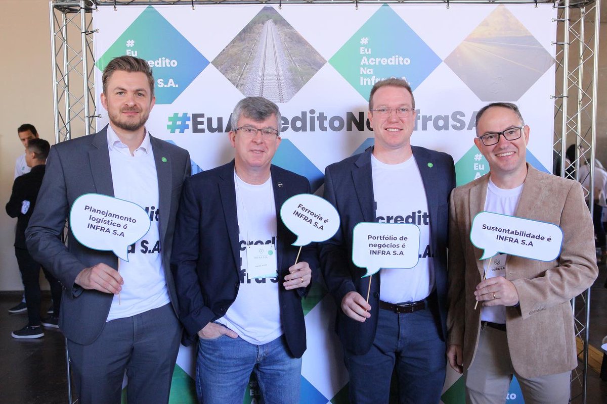 mateusszw's tweet photo. Mais um passo em direção à incorporação da EPL pela Valec. As duas empresas participaram do primeiro workshop de integração com o objetivo de criar sinergia entre as equipes que em breve serão Infra S.A.
#euacreditonainfrasa #infraestrutura #multimodalidade #projetos https://t.co/EpMfihzg3K