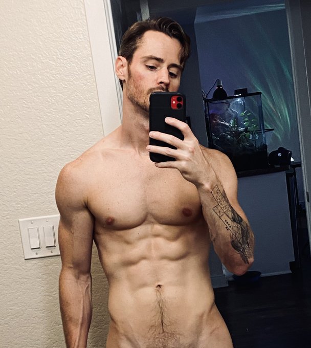 It&rsquo;s too hot for pants today. 🥵 https://t.co/VndmNW7aLG