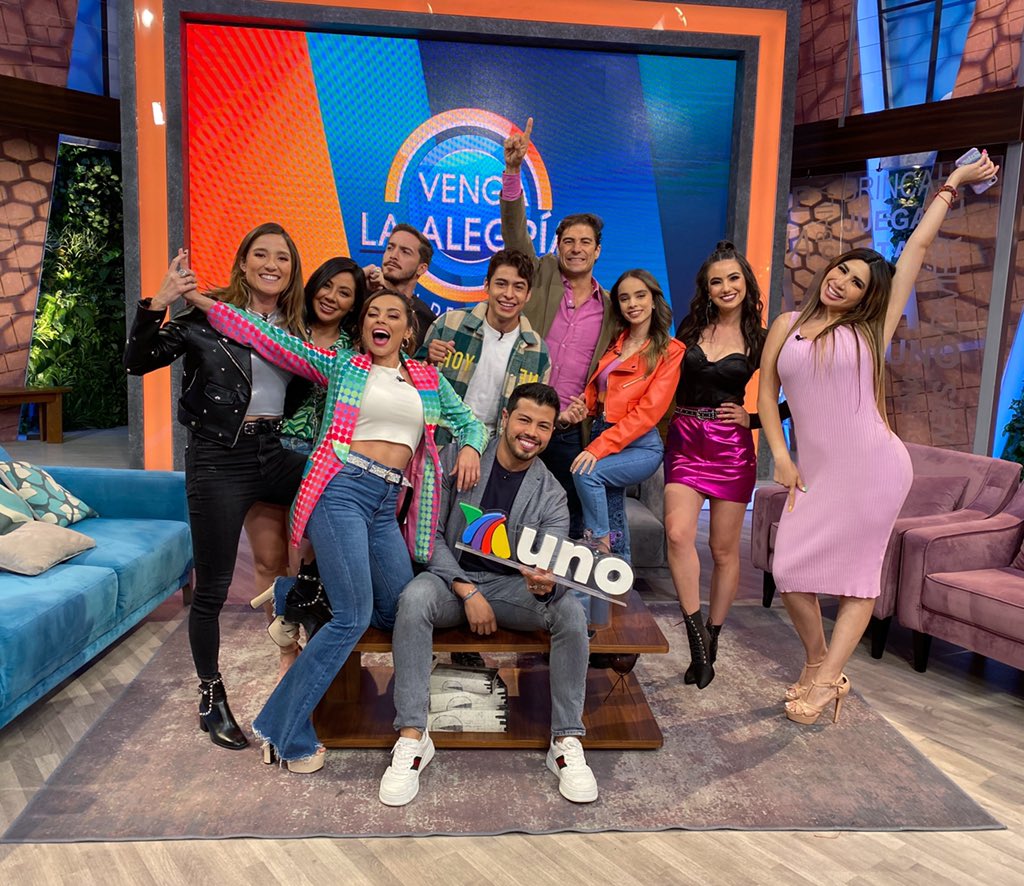 VengaLaAlegria's tweet photo. ¡Muchas gracias por acompañarnos este sábado en #VLAFinDeSemana! 🙌🏻🎉🕺🏻💃🏻😁📺 #EsteMesYo https://t.co/TAtDktBqtt