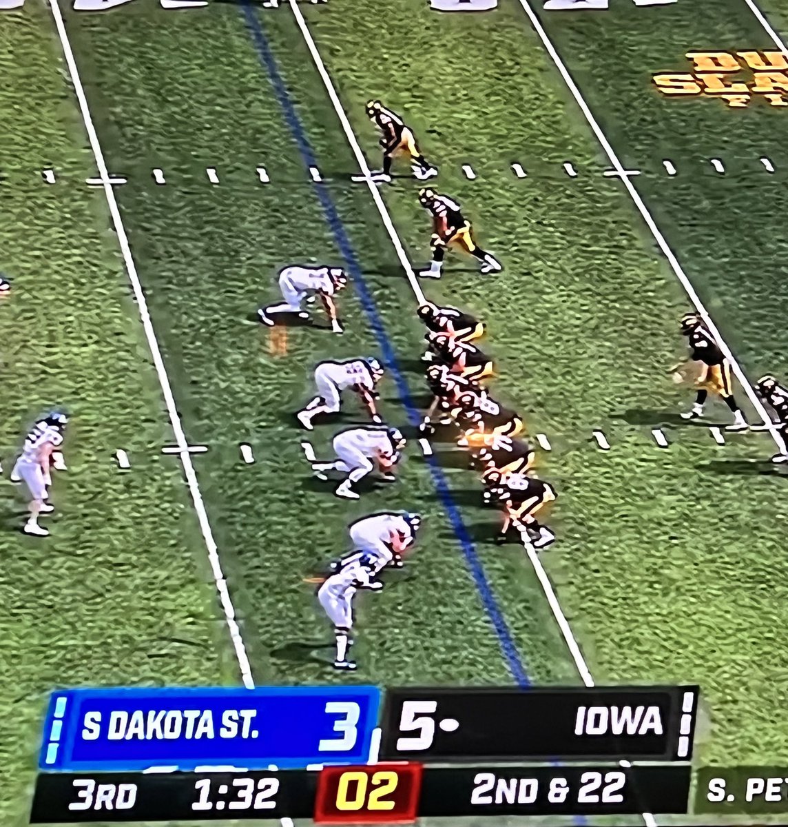 PardonMyTake's tweet photo. Footballs back https://t.co/oSLNSeqUDP
