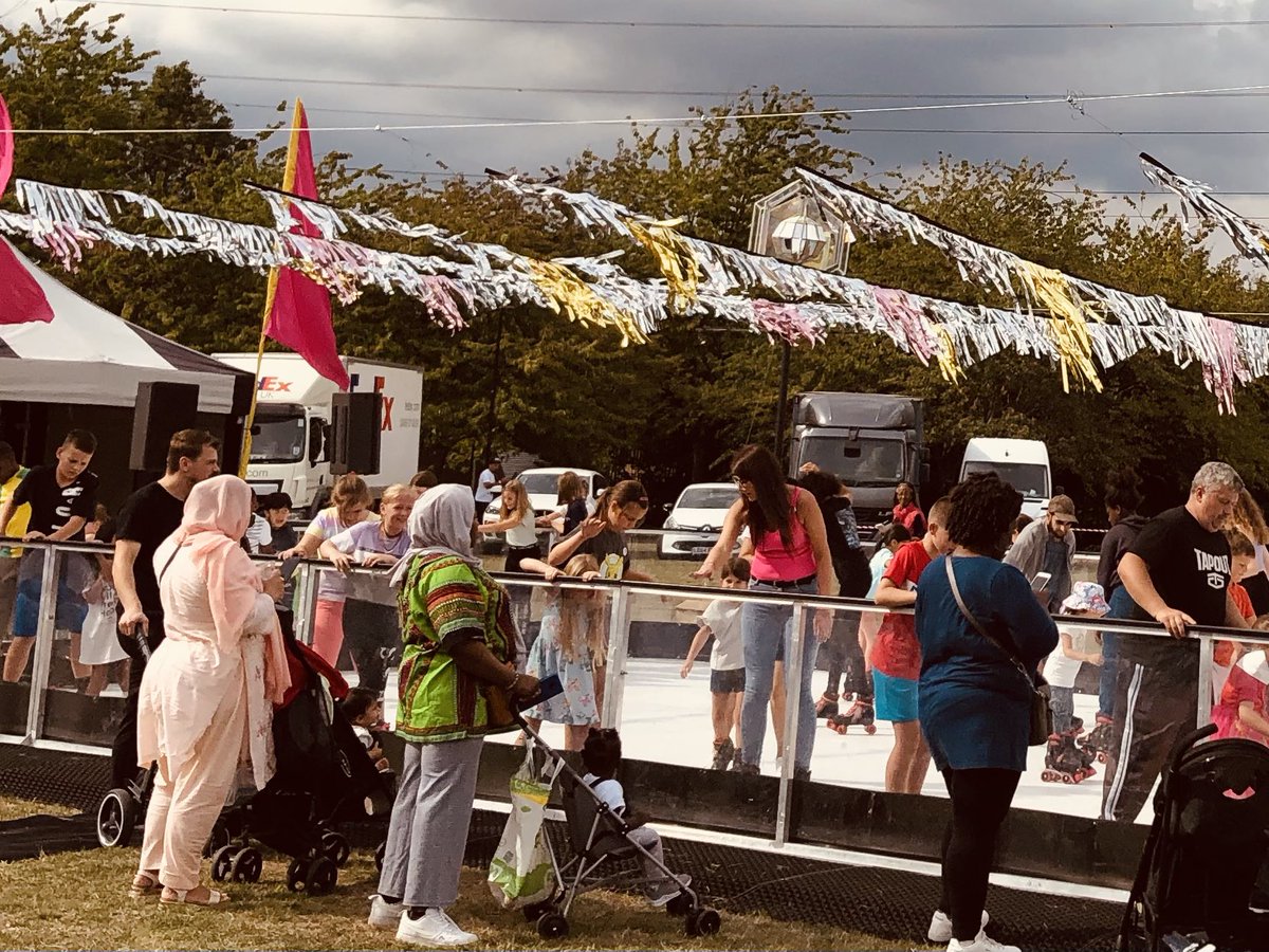 rokhsanafiaz's tweet photo. 🤩 An enjoyable @NewhamUnlocked festival over at Beckton Park this afternoon. 🛼🎶🪩💃🏽

Fab &amp; free for our young people and families! 

Here with Cllrs @femifalola98 &amp; @Imam1816 + officers from Our Newham service. 

Next week: Central Park - info here 👇🏽
https://t.co/3Y2C9drgPn https://t.co/5WkHWVLaot
