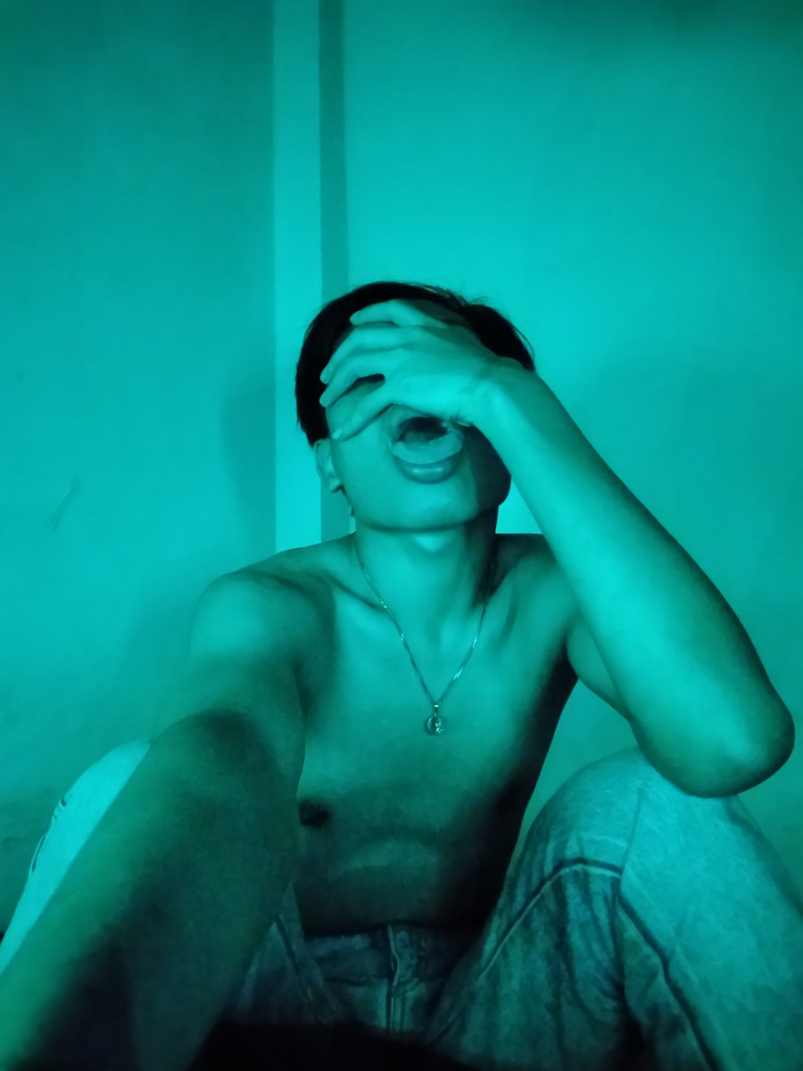foxsht's tweet photo. lickinggggg good https://t.co/ChZRmHuQ8g