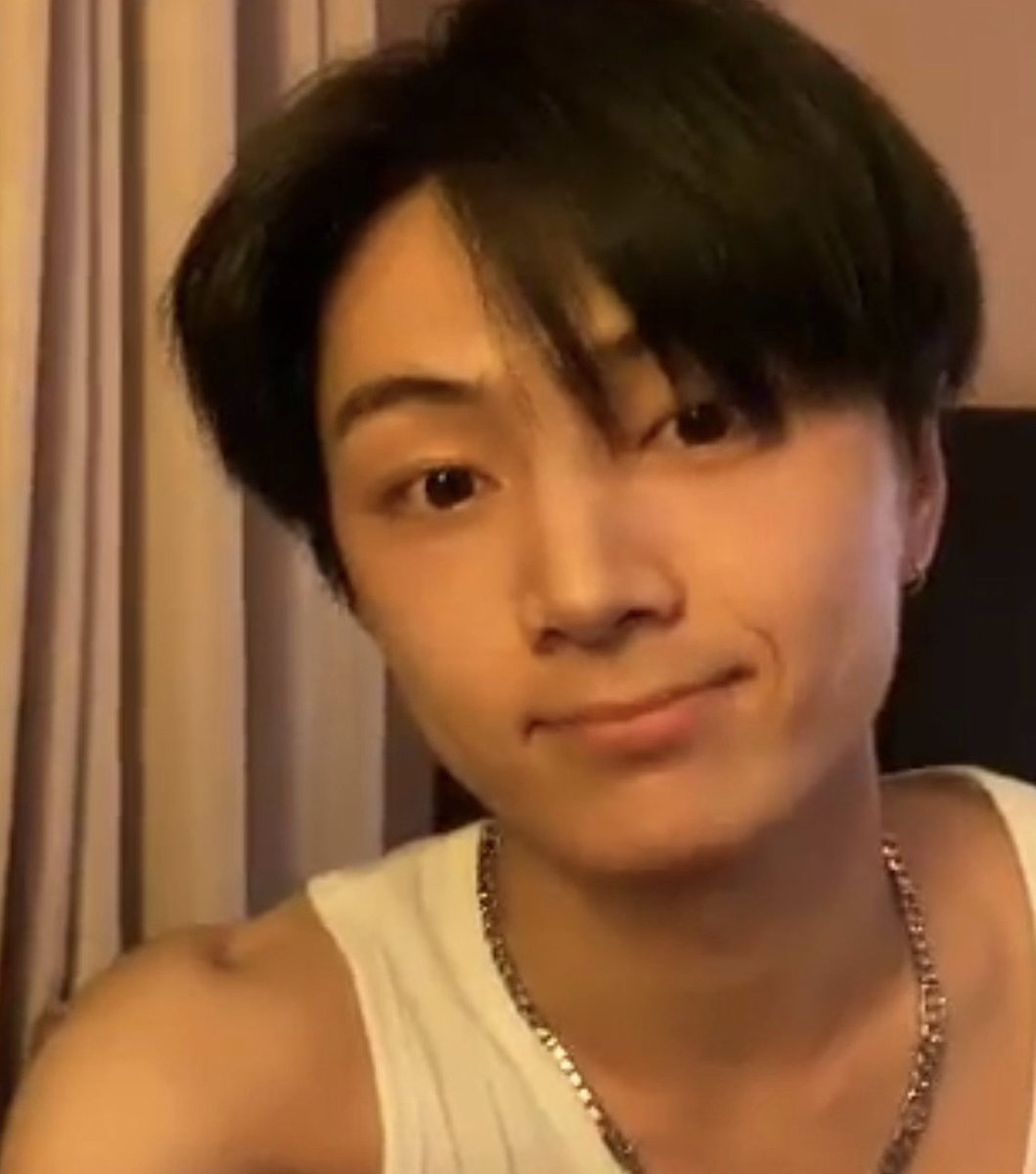 Good night and sweet dreams 😽 
<a href="/ENHYPEN_members/">ENHYPEN</a>