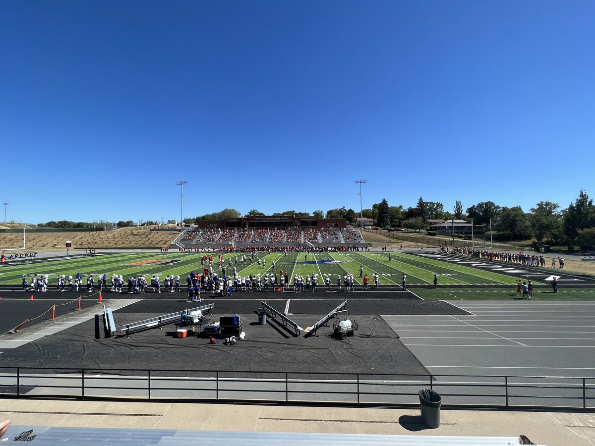 Can’t beat sunny &amp; 75 with some college football! #RollJimmies <a href="/Coach_Mistro/">Brian Mistro</a> <a href="/EventideSLC/">Eventide Senior Living Communities</a>