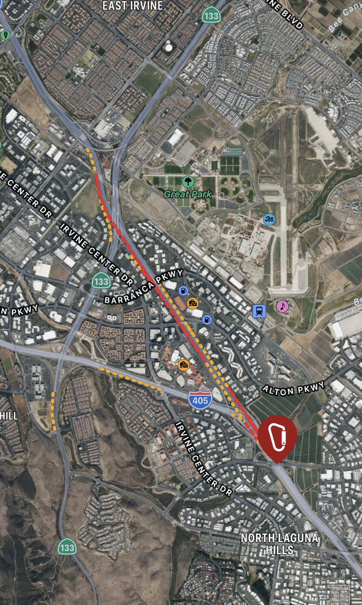 AlertsSocal's tweet photo. If your traveling on the 5/405 Freeway in South Orange County Irvine area plan ahead possible jumper at the Truck Bypass at the Y. CHP has issued a Sigalert for unknown duration #OC #IRVINE #5Freeway #405Freeway https://t.co/cWweQiobtC