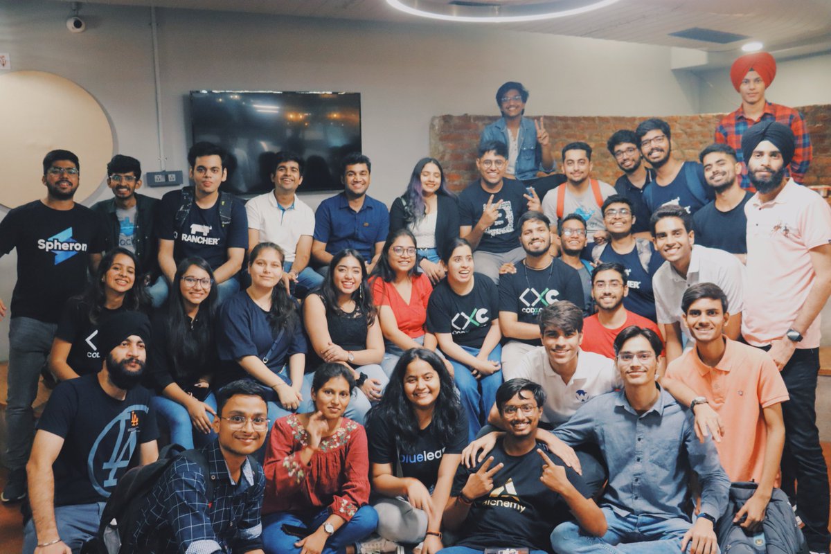 amaan_0605's tweet photo. Thank You @Unnati_twts for inviting me.
It was great meetup, i learnt many exciting things and met with great people @blockchainbalak @ravinwashere @Rishika5000 @YajasSardana @siddharth_hacks https://t.co/wxRKn7RYSz