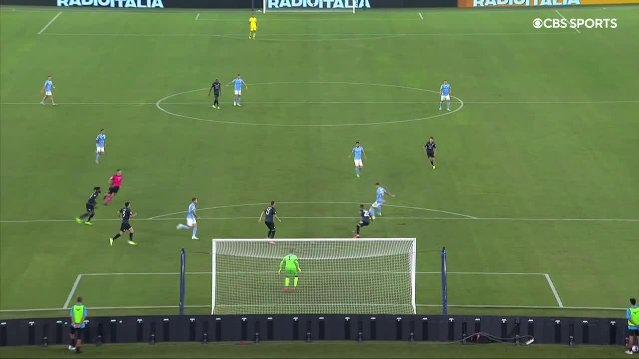 Mattia Zaccagni from outside the box!

Felipe Anderson dribbled through the Napoli defenders and we have an early goal. 🍿”