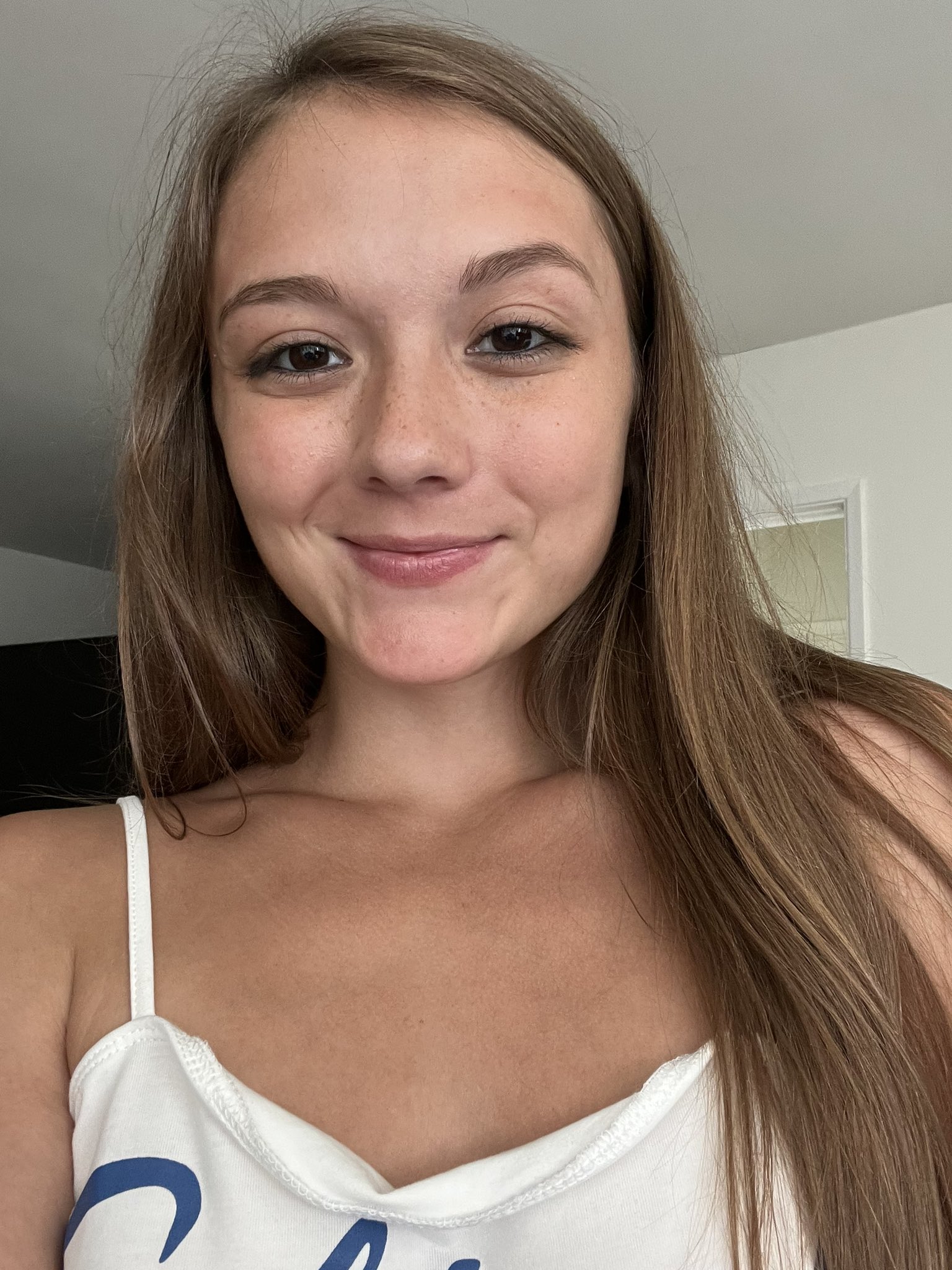 Mira Monroe on Twitter: "Cute & silly😋 Have a fantabulous weekend my loves!💕 https://t.co