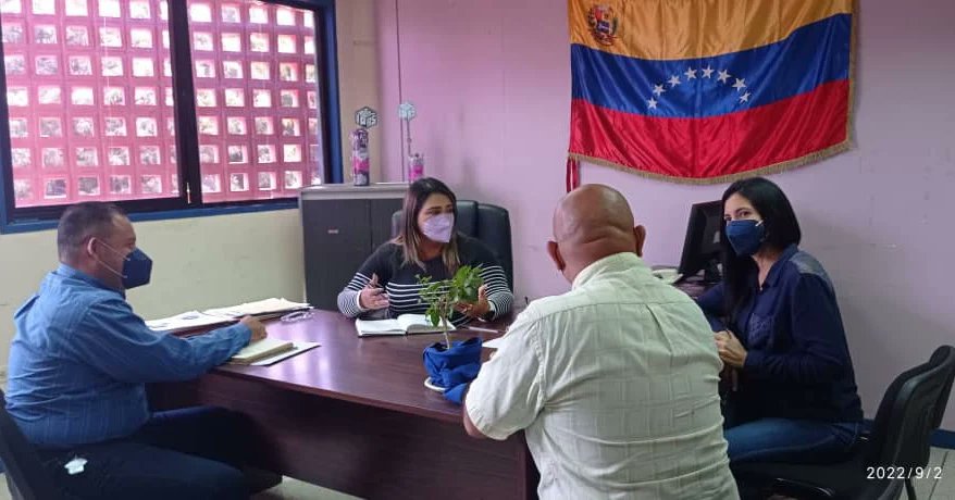 La Prof. Raquel Fuenmayor, desarrolló una reunión con parte del Equipo de su Equipo de trabajo, y parte de los coordinadores de la Unidad, con el fin de establecer lineamientos, estrategias y planificación de trabajo en pro del fortalecimiento del IPASME Guanare. 
<a href="/NicolasMaduro/">Nicolás Maduro</a>