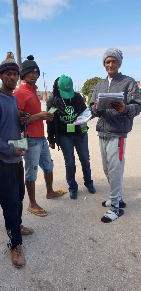 YvettedKR01's tweet photo. Part 3 of #TeamWesternCape in Noorhoek Velddrif West Coast WC earlier had a massively successful recruitment drive 💚🇿🇦🔥🔥 #LetsFixSouthAfrica #LetsFixWesternCape  @HermanMashaba @MmQwashu @UMataba @AntoinetteLoff1 @krysty481 @JohnMoodeyGP @KaapseVrou @ZintleK_deLange https://t.co/3QY3cUK9di