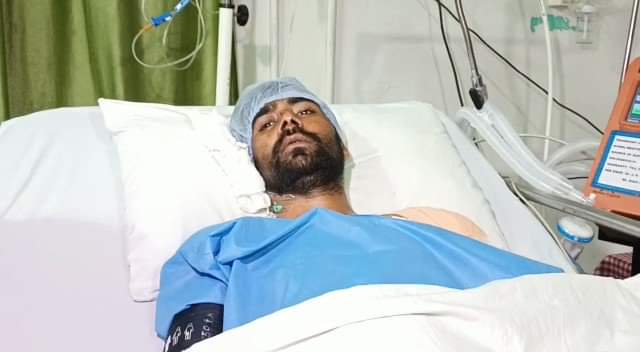 The Indian occupational forces have martyred the mentally disabled Tabarak Hussain while in custody  Human rights organizations demand an investigation into the martyrdom of Tabarak Hussain while in custody
#Kashmir  
<a href="/hrw/">Human Rights Watch</a> 
<a href="/hrw_ar/">هيومن رايتس ووتش</a> 
<a href="/amnestyusa/">Amnesty International USA</a> 
<a href="/amnesty/">Amnesty International</a> 
<a href="/OIC_OCI/">OIC</a> 
<a href="/UNHumanRights/">UN Human Rights</a>