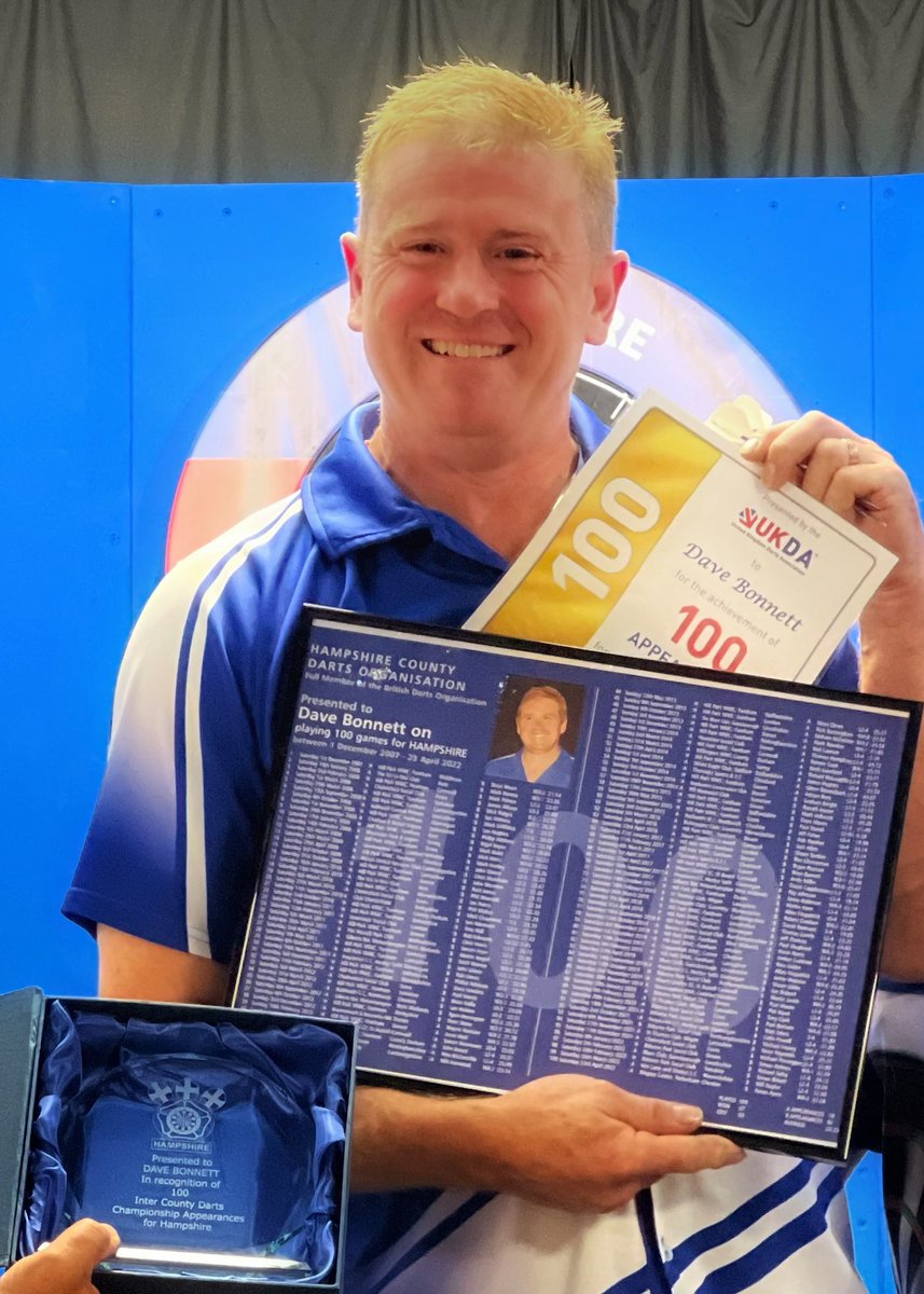 HCDOdarts's tweet photo. 100 Appearances for our very own Dave Bonnett! Congratulations! What a milestone! 💪🏻🎯#hcdodarts #hampshiredarts #bluearmy #upthehampshire https://t.co/yRM1VlcYUh