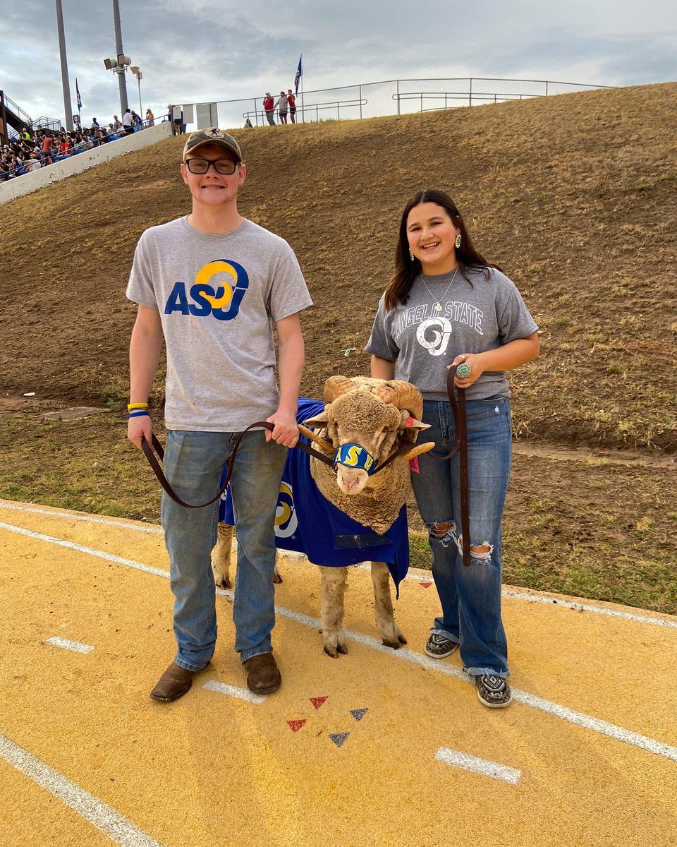 ASUBlock_Bridle's tweet photo. Dom had an amazing time watching the first home game of the season with the newest members of Block &amp; Bridle! 🏈🐑

#ramjam #angelostate #angelostatefootball https://t.co/7YUJtdWGIw