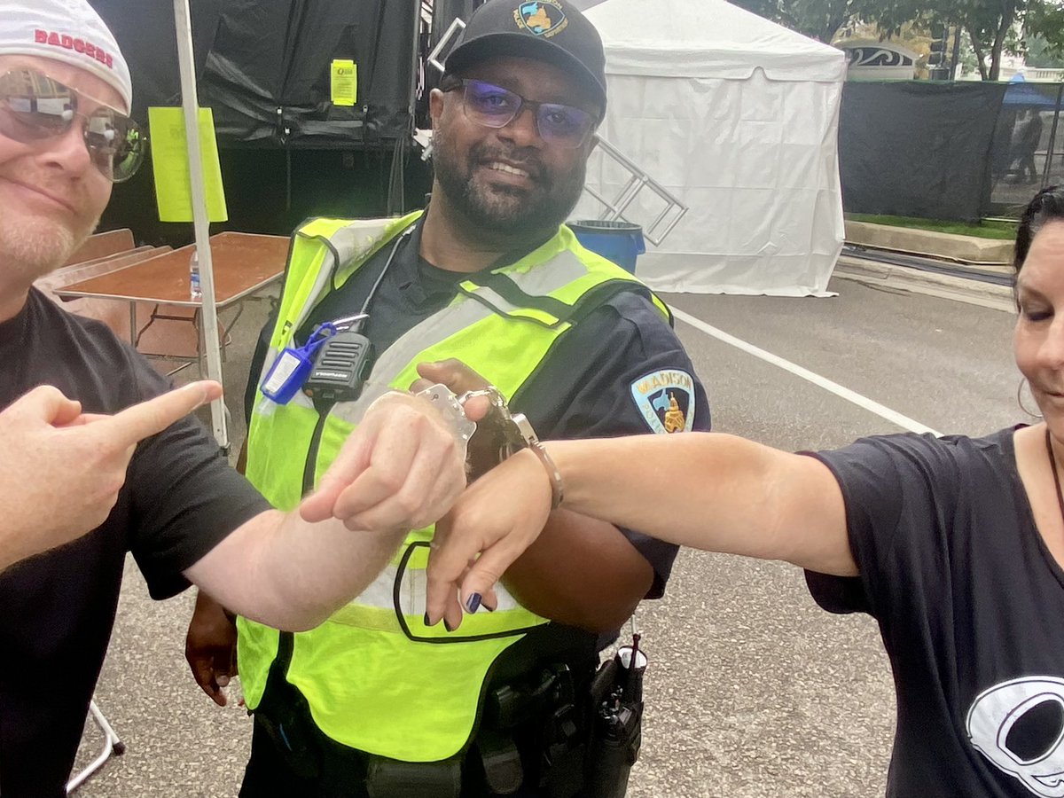 FishWFriends's tweet photo. So apparently Jen wants to make sure she doesn’t loose Fish today. #Q1O6 #FishWithFriends #TasteOfMadison #BadgerTailgate #OnQ https://t.co/nkkZ28tiPr