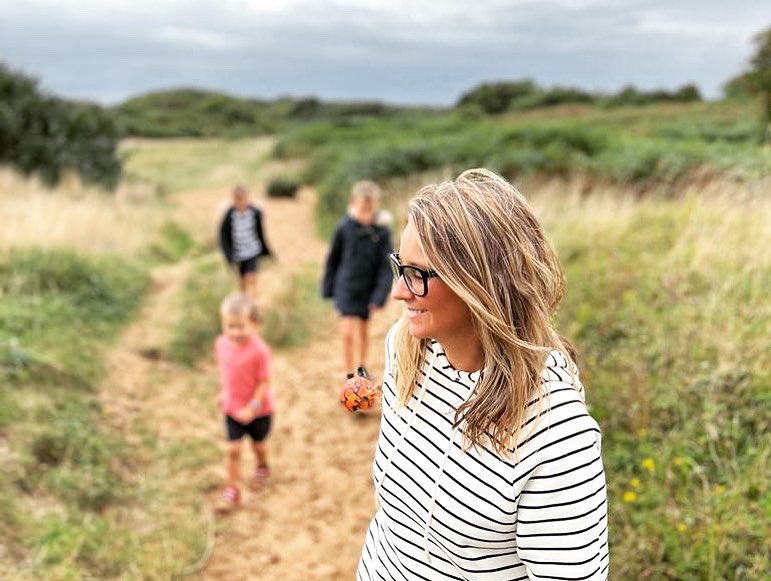 Sarah Jones tweet media