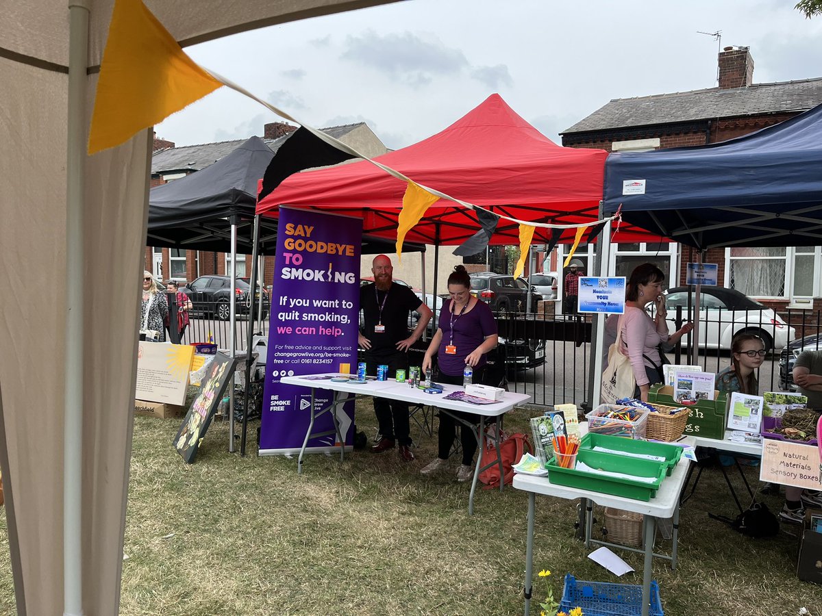 JohnHughes55's tweet photo. @MCCGortonAHey Great event at Vine Street Park today. Thanks to all the volunteers who helped organise the event @Arconhousing @SouthwayHousing @ManchesterCAB @DebdaleNature @DebdaleShed @debdalebowling @FriendsDebdale @Afzal4Gorton @LordMayorOfMcr @donnaludford @SeanMcHale9 https://t.co/85B0CXpFI5
