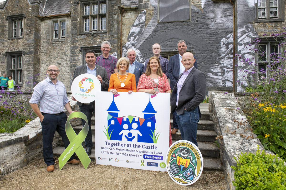 #Oneweektogo ⏳ as we continue our countdown for #Togetheratthecastle Health and Wellbeing Event at #MallowCastle on Sept 11th between 1pm & 5pm. 
#ConnectingforLifeCork #NorthCork 
@HSELive @Corkcoco @MallowChamber @SamaritansIRL @HealthyIreland @SeeChangeIRL  @johnpauloshea1