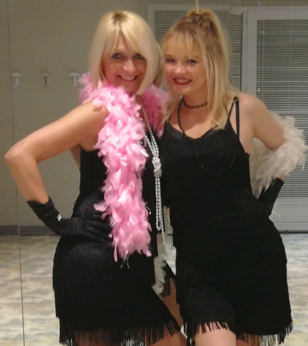 Angelik_Rebours's tweet photo. Cours de danse en ligne et en couple Association Gym Chambraisienne et Association Larcay Accueil. Bonne rentrée à tous en musique.... https://t.co/WTvVgkX0SO