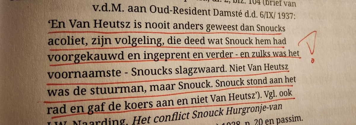 KasTekin's tweet photo. Volgens oud generaal K. van der Maarten, was niet generaal Van Heutsz, maar islaminfiltrant Christiaan Snouck Hurgronje, de échte verantwoordelijke voor de Nederlandse "successen" tijdens de bloedige Atjehoorlog (1873-1913), die tienduizenden Indische moslims het leven kostte. 🤔 https://t.co/dtEj47igUD