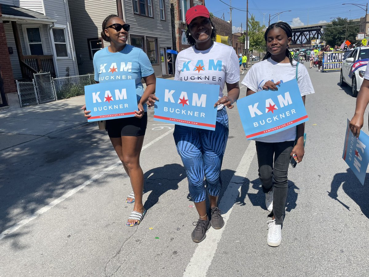 kambucknerchi's tweet image. Kicking off Labor Day Weekend at the 10th Ward Labor Day Parade! #ChicagoForward