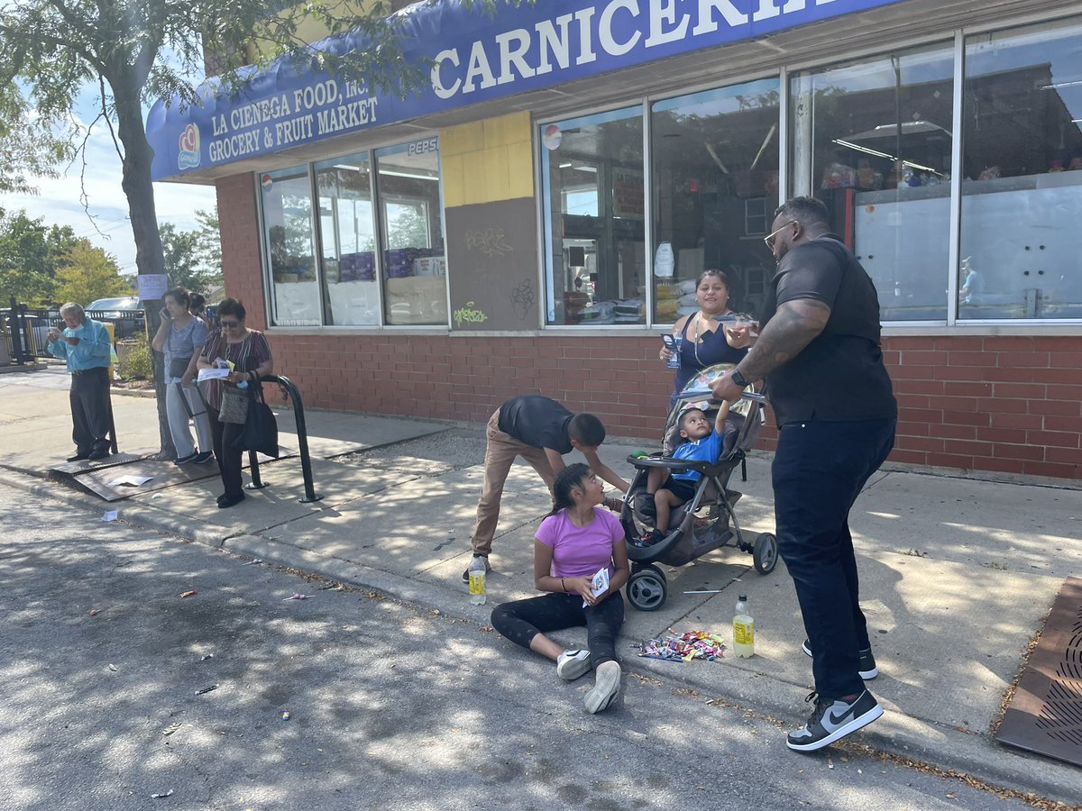 kambucknerchi's tweet image. Kicking off Labor Day Weekend at the 10th Ward Labor Day Parade! #ChicagoForward