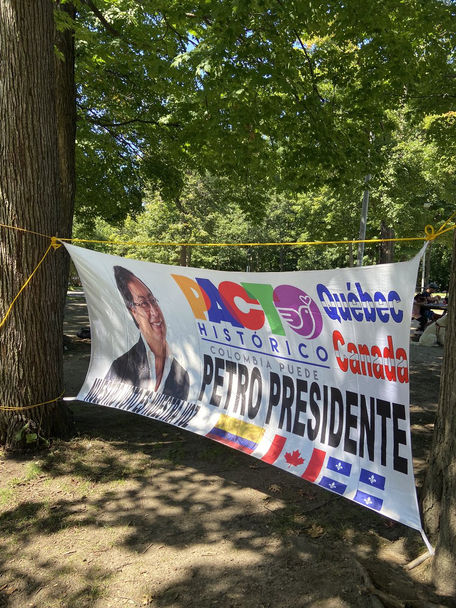 JHumana_Quebec's tweet photo. Con mucha emoción festejamos hoy no solo el aniversario de la @CanadaHumana sino el nuevo Gobierno de @petrogustavo y @FranciaMarquezM . Desde el exterior las juventudes seguimos trabajando por La Paz https://t.co/S3DsIAx4yo