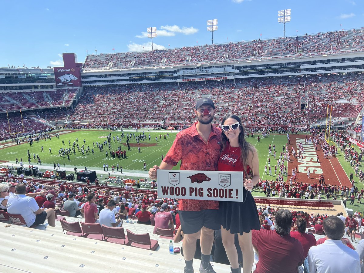 Tiff0020's tweet photo. #WPS #woopig #razorbacks https://t.co/1zgM13FNRL