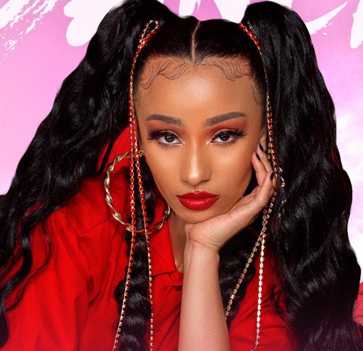 rubirosefanpage's tweet photo. “Big Mouth” by @RubixxRose is now eligible for Gold in the US for selling over 500,000 units in the country.
This is her first song to reach this achievement. Congrats Rubi ❤️
#rosearmy
#rubination
We continue feasting 😋😋 https://t.co/mihYxtVZ77